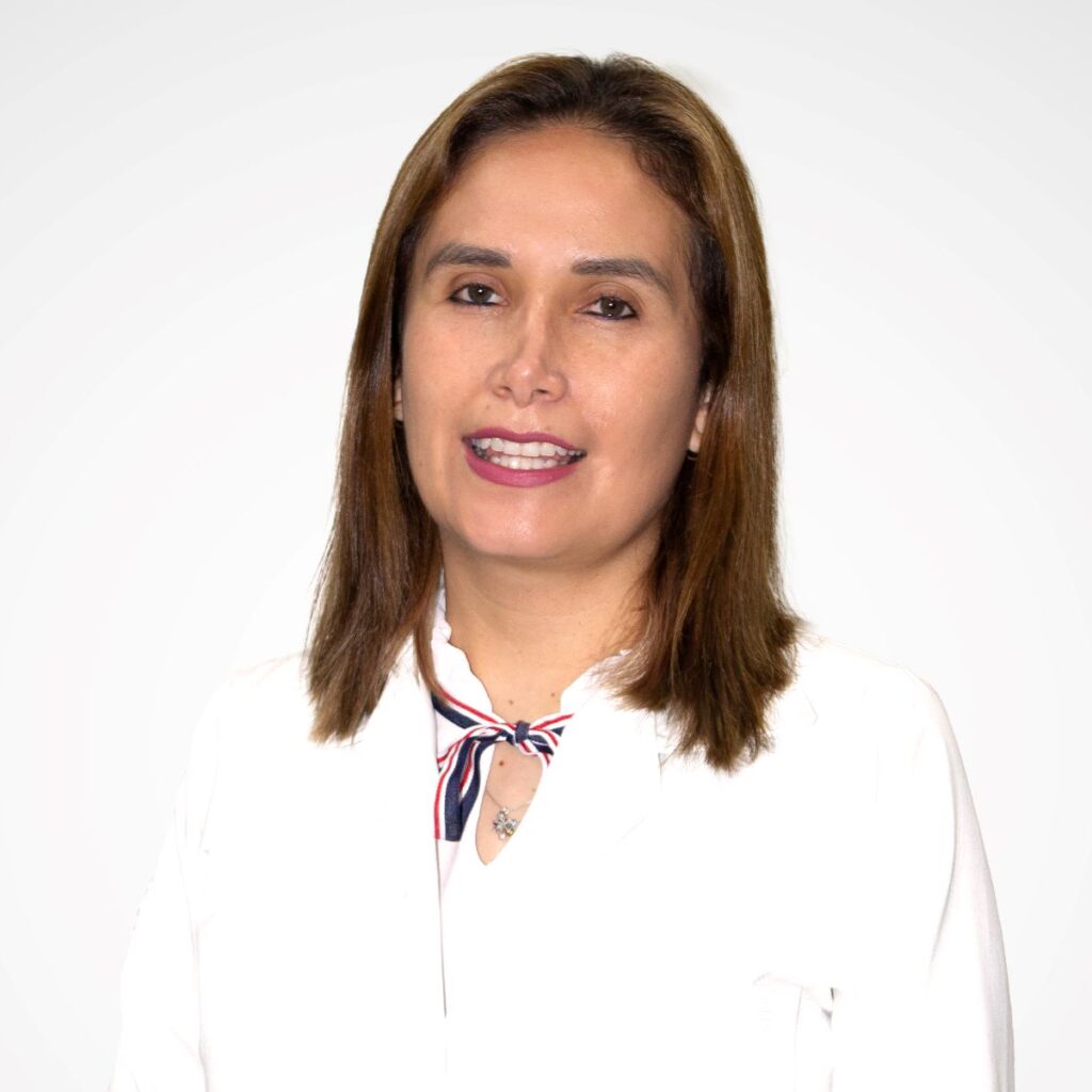 Dra. Karla León Rojas